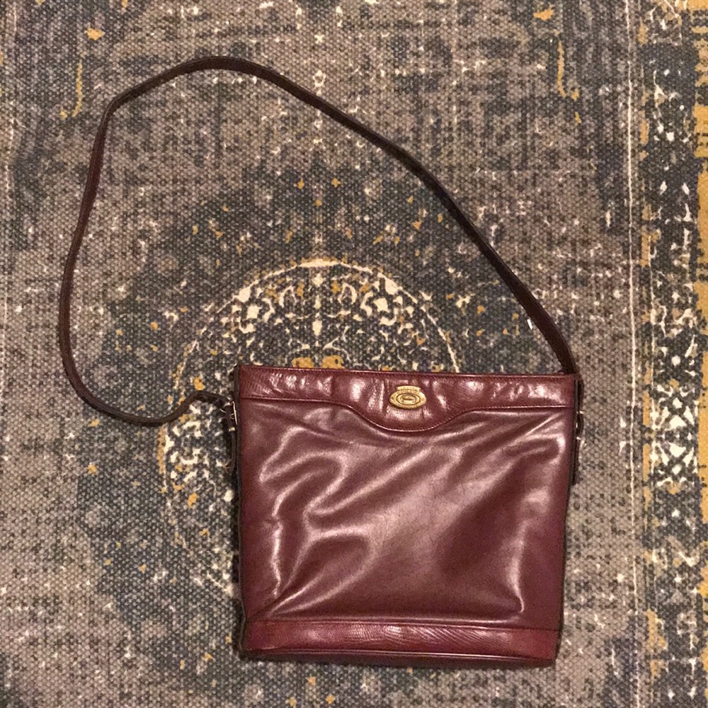 Vintage Original Etienne Aigner satchel purse